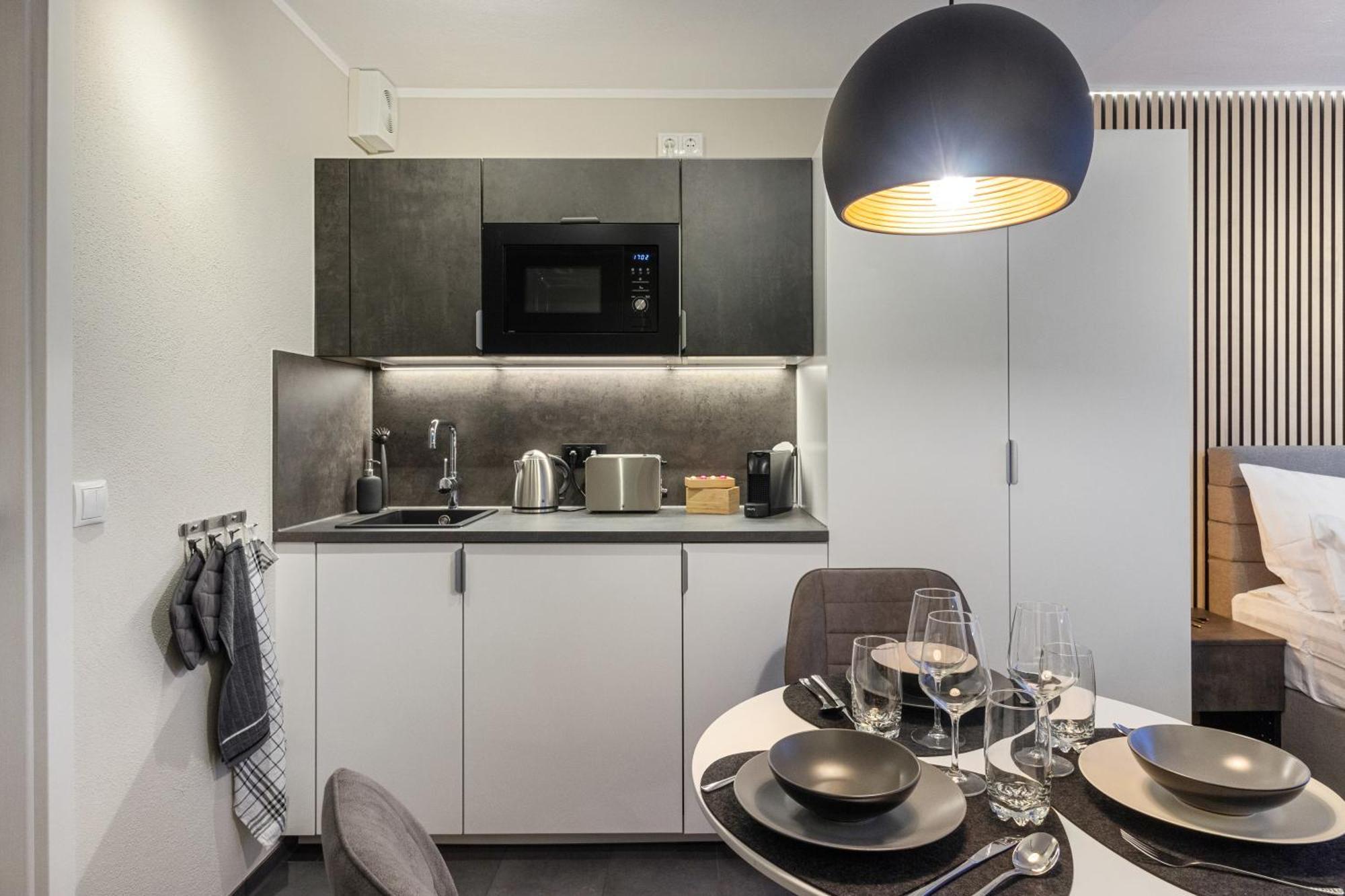 Appartement Fuer 1-2 - Wlan - Parkplatz - Homeoffice Kaiserslautern Luaran gambar